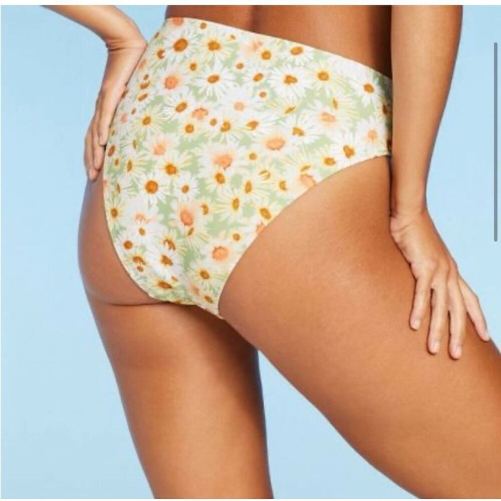 Wild Fable Green and Yellow Daisy Love Bikini Bottoms New Size X 14/16 New - Picture 2 of 5